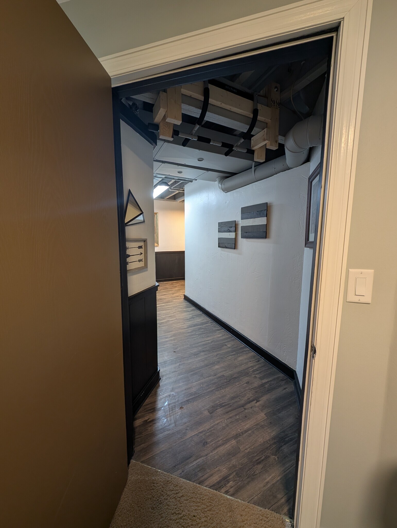 Building Photo - 518 Lexington Dr