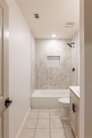 Building Photo - 408 Rawhide Way