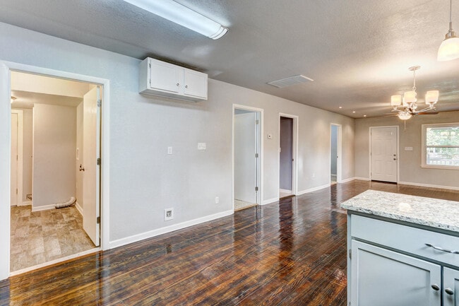 Building Photo - Remodeled Retreat w/ Covered Patio, Front ...