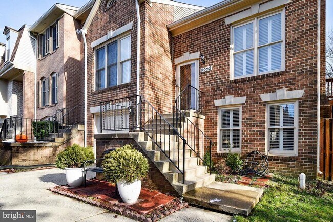 Building Photo - 3023 Oakton Meadows Ct