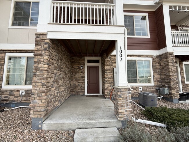 Building Photo - 885 E 98th Ave