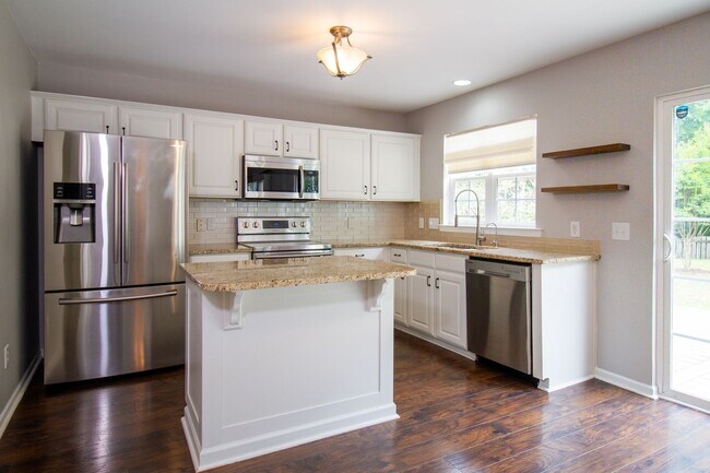 Building Photo - 4 bedroom home in Ballantyne