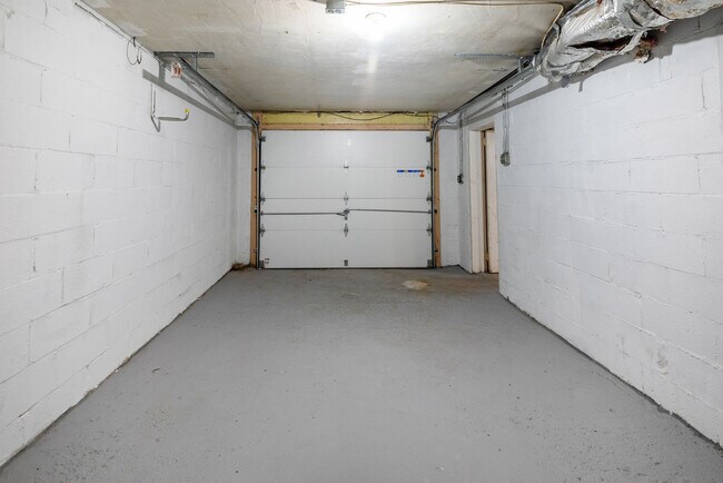 Building Photo - 1411 Brinton Rd