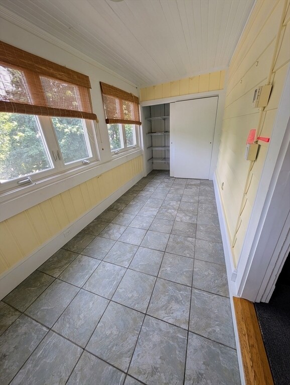 Building Photo - 184 Parmenter Rd