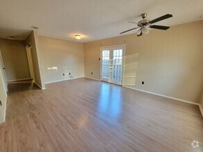 Building Photo - 3312 Longleaf Cir