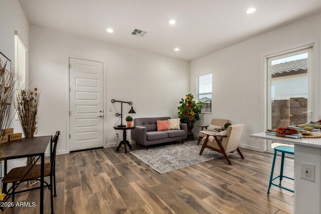 Building Photo - 2968 E Lucky Horseshoe Ln