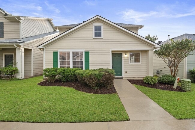 Building Photo - 1617 Nichole Woods Dr