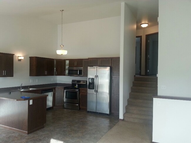 Building Photo - 1217 S Beach Way