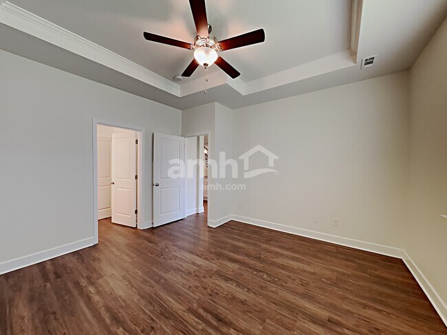 Building Photo - 441 Bluewater Dr