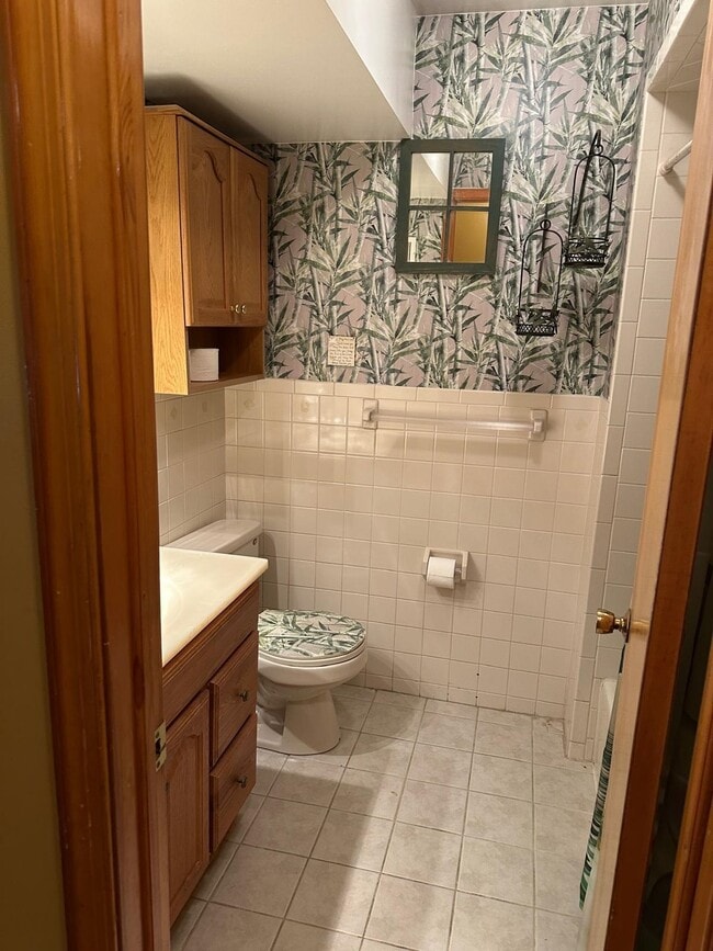 Building Photo - 261 Avenue C