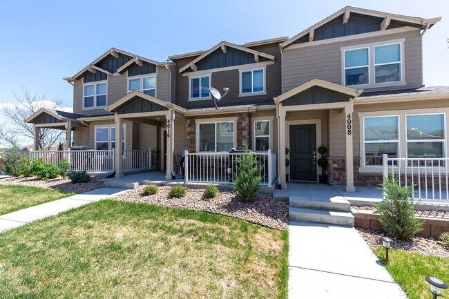 Primary Photo - Townhouse Unit for Rent