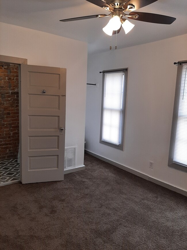 Second Bedroom/Bonus Room - 567 E Whittier St