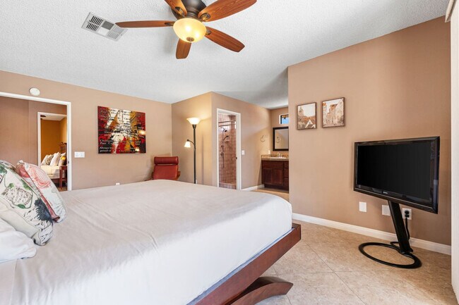 Building Photo - 53720 Avenida Carranza