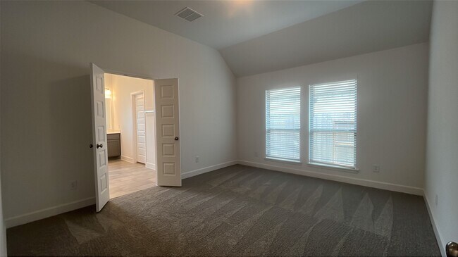 Building Photo - 27114 Cutleaf Daisy Ct