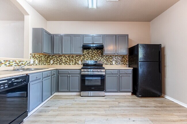 Building Photo - 11716 Channing Dr