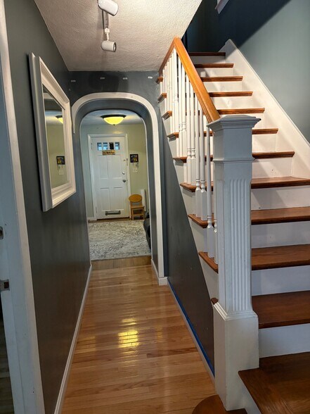 Building Photo - 31 Faneuil St
