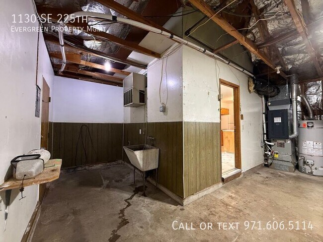 Building Photo - 1130 SE 225th Ave