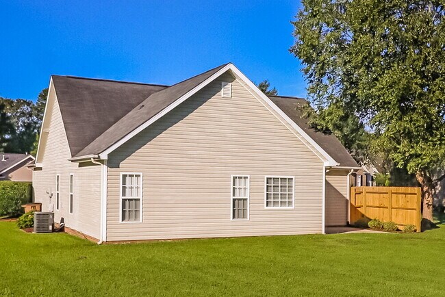 Building Photo - 1018 Cranston Crossing Pl