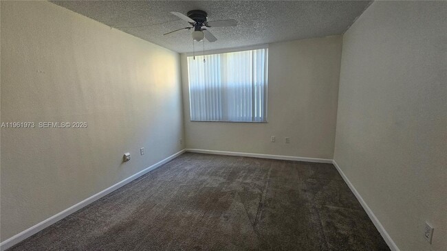 Building Photo - 9480 Tangerine Pl