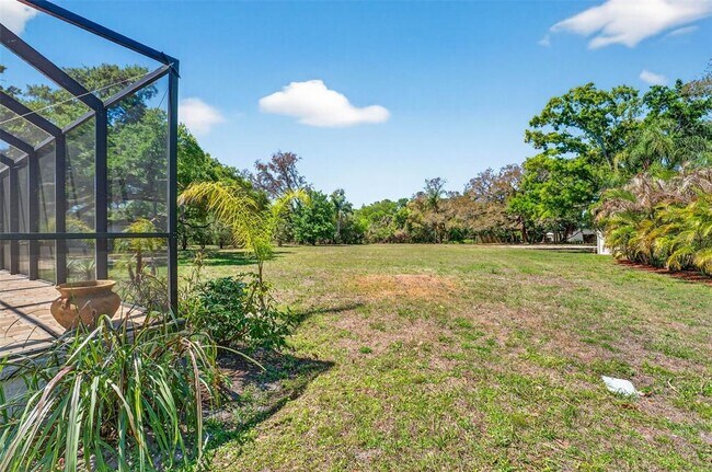 Building Photo - 2111 Paddock Cir