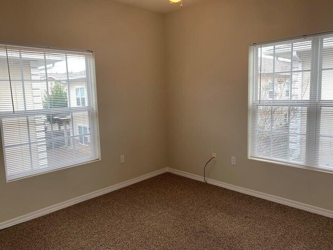 Building Photo - 1545 Bentley Cir