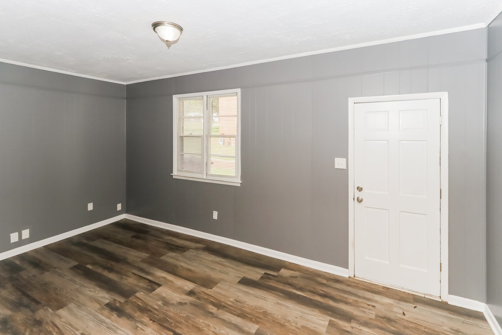 Building Photo - 4012 Lindwood Dr