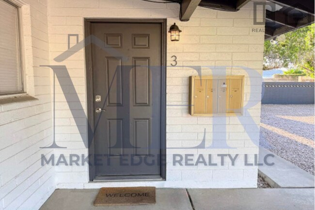 Building Photo - 4711