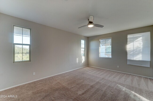 Building Photo - 14771 N 177th Ave