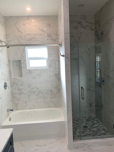 Primary Photo - 1220 59th St