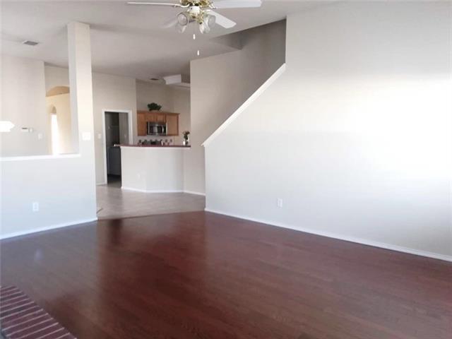 Building Photo - 1724 River Oaks Dr