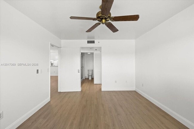 Building Photo - 1351 SW 141st Ave