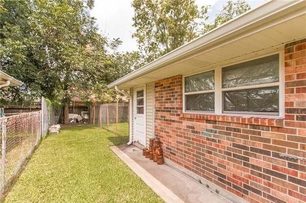 Building Photo - 4513 Temple St