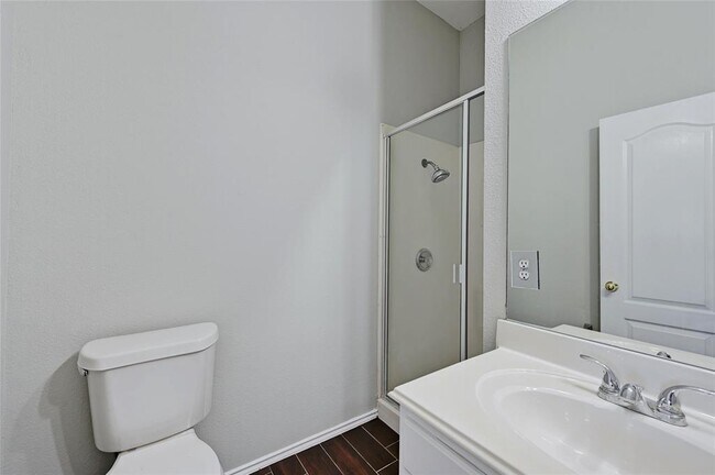 Building Photo - 166 Pecanwood N