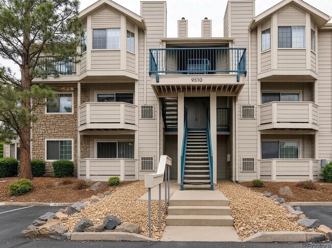 Building Photo - 9510 E Florida Ave