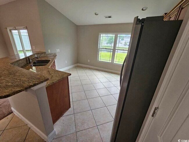 Building Photo - 684 Rambler Ct