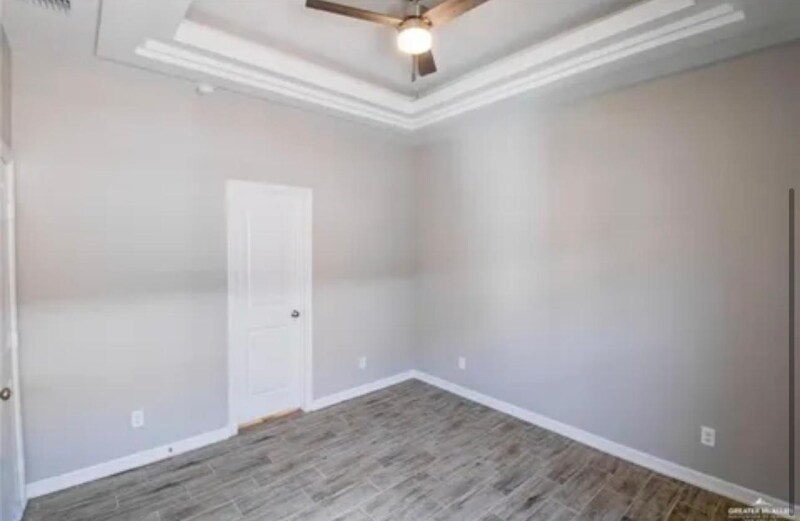 Building Photo - 808 W Sunset Valley St