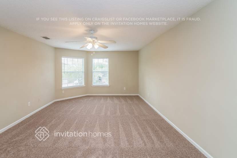 Building Photo - 2854 Pebblewood Ln