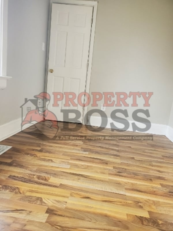 Building Photo - 1525 Roosevelt St