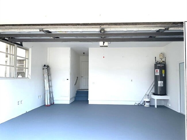 Building Photo - 5 Amberjack Terrace