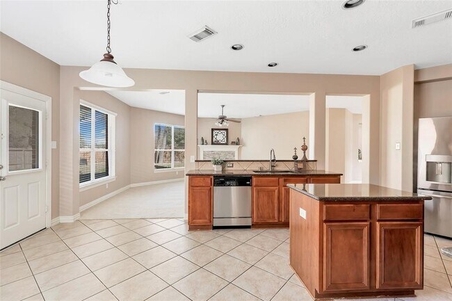 Building Photo - 13019 Chandler Chase Ct