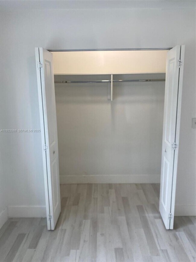 Building Photo - 2755 NW 191st Terrace