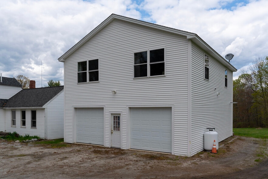 Building Photo - 101 Rocky Dunn Rd