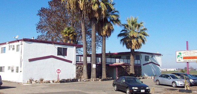 Primary Photo - El Dorado Palms Apartments