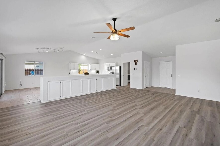 Building Photo - 41617 Beadling