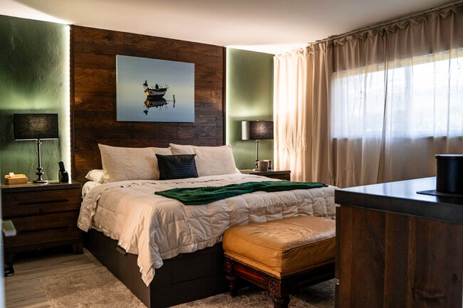 Building Photo - 55 SE 14th St