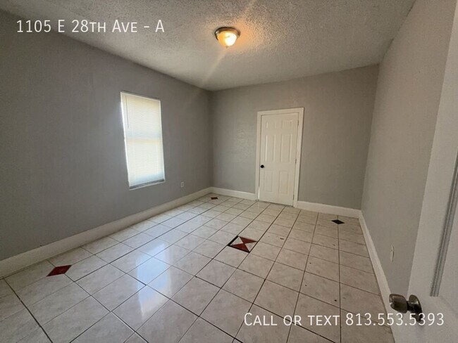 Building Photo - 1105 E 28th Ave
