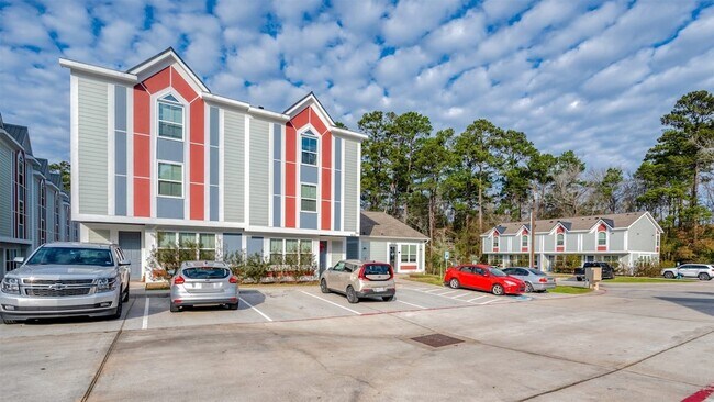 Building Photo - 3730 3730