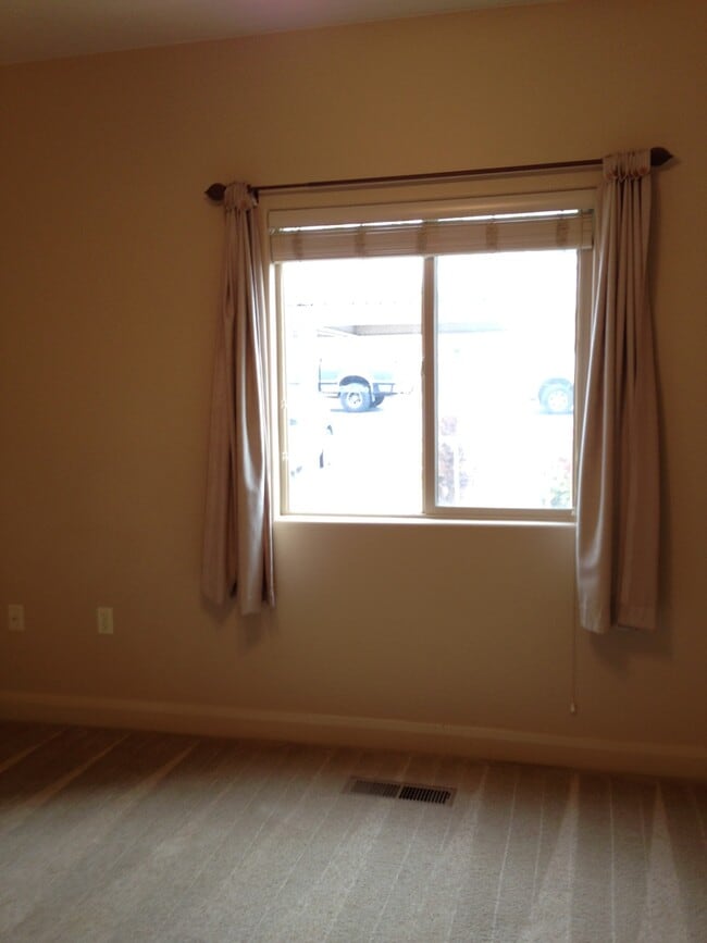 Building Photo - Nice Apartment In Washington