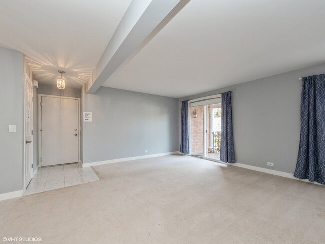 Building Photo - 550 Shorely Dr