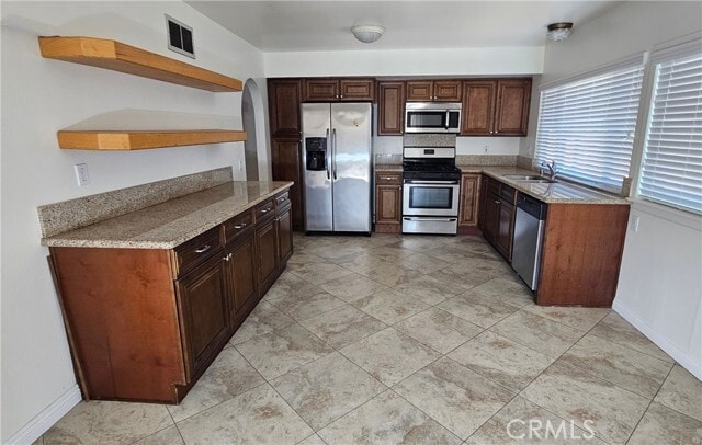 Building Photo - 104 Red Cloud Dr